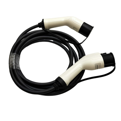 شارژر قابل حمل AC 32A EV قابل تنظیم 7 کیلو وات سوکت فاز 2 برای دوشاخه شارژ شوکو
